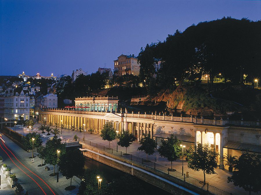 Hotel Derby Κάρλοβι Βάρι Εξωτερικό φωτογραφία