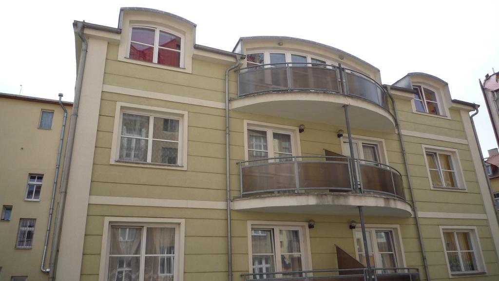 Hotel Derby Κάρλοβι Βάρι Εξωτερικό φωτογραφία