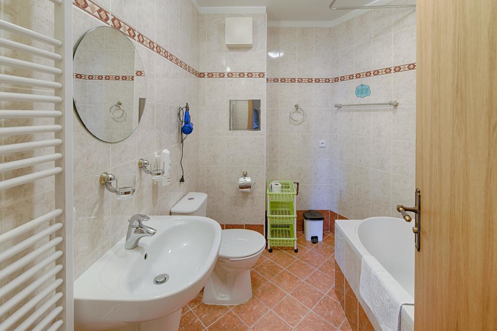 Hotel Derby Κάρλοβι Βάρι Δωμάτιο φωτογραφία
