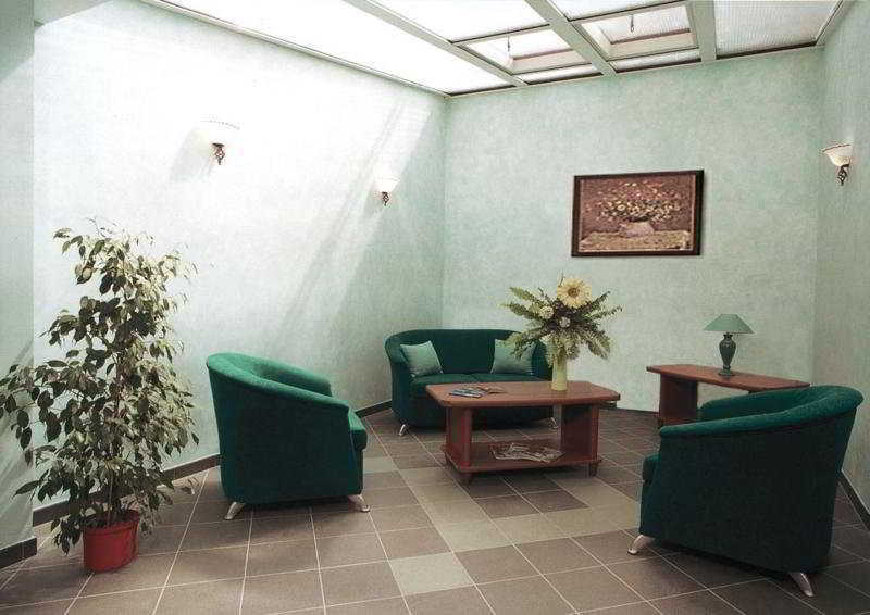 Hotel Derby Κάρλοβι Βάρι Εξωτερικό φωτογραφία